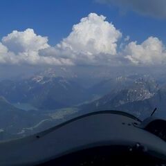 Verortung via Georeferenzierung der Kamera: Aufgenommen in der Nähe von Gemeinde Weißenbach am Lech, Österreich in 2600 Meter